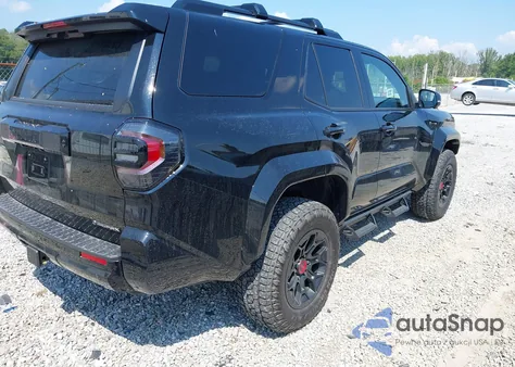 2025 Toyota 4Runner Hybrid Trd Pro из США, поврежденный, VIN JTEVB5BR9S5005434